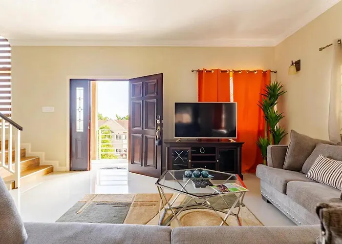 Luxury Sea-view Townhouse Pool Apartamento Ocho Ríos