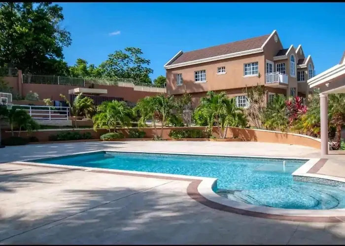 Apartamento Luxury Sea-view Townhouse Pool Ocho Ríos